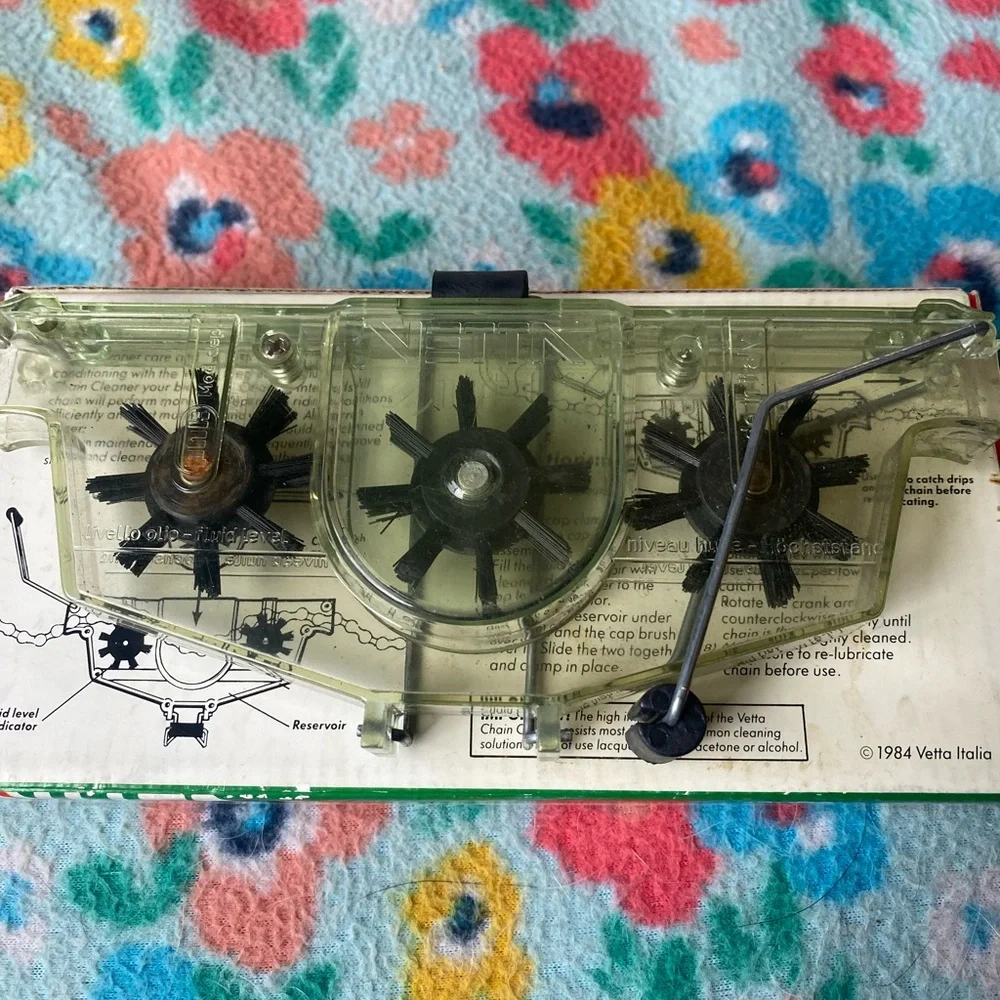 Vetta Chain Cleaner - Picture 3 of 3